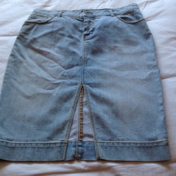 MOSSIMO JEAN SKIRT 2 NWOT - Picture 2 of 6